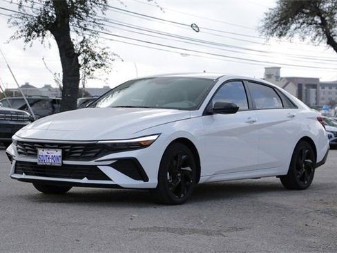 Certified 2026 Hyundai Elantra Sport image 7