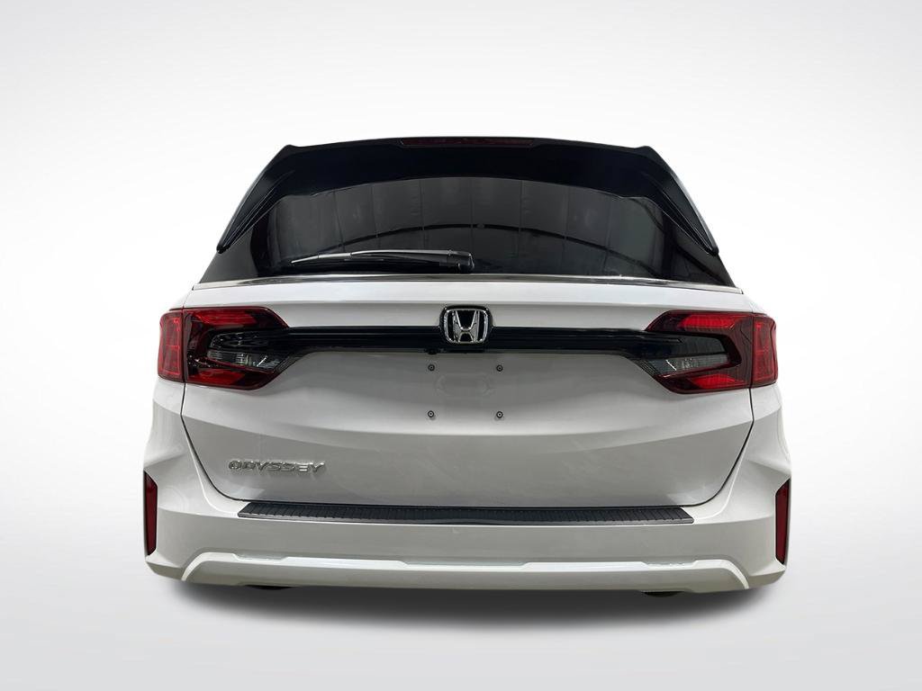 Certified 2026 Honda Odyssey EX-L image 4