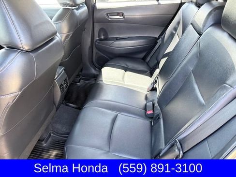 Used 2024 Toyota Corolla Cross XLE w/ Convenience Package FWD image 7