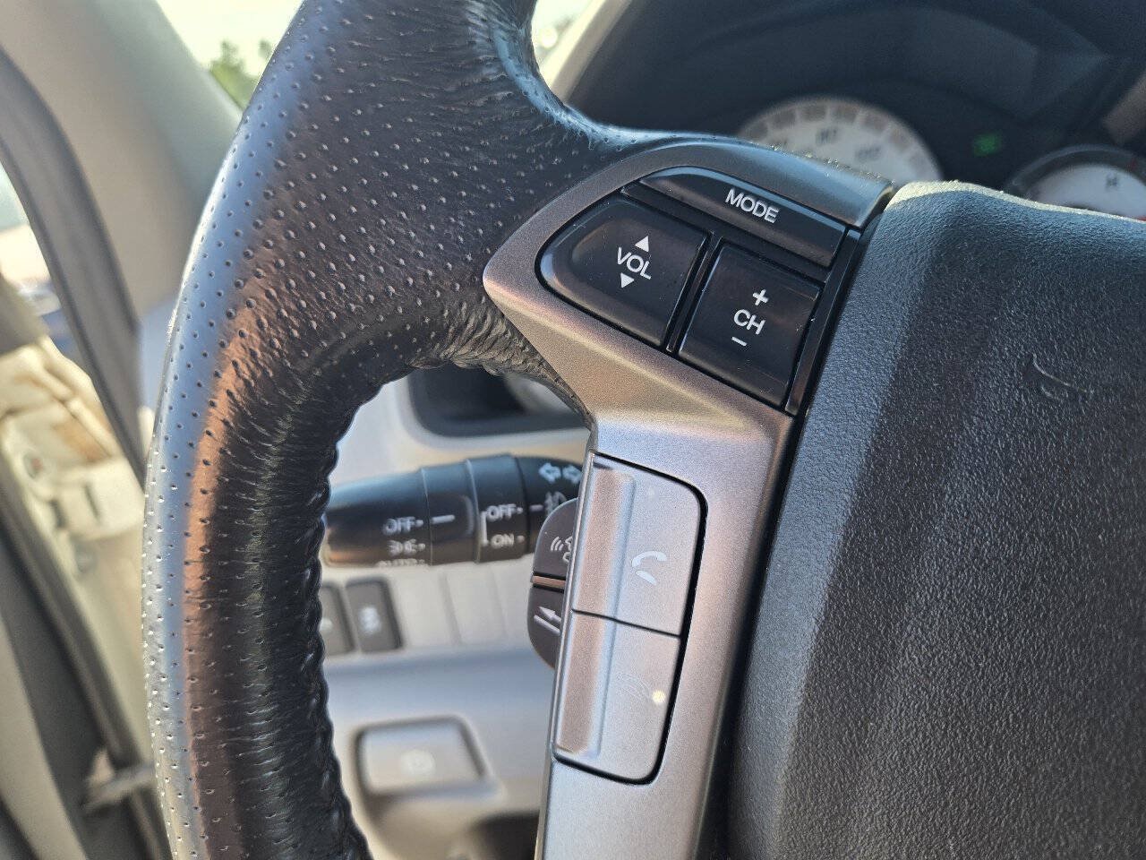 Used 2015 Honda Pilot Touring image 28