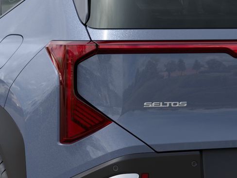 New 2027 Kia Seltos EX w/ EX Panoramic Sunroof Package AWD/4WD image 11