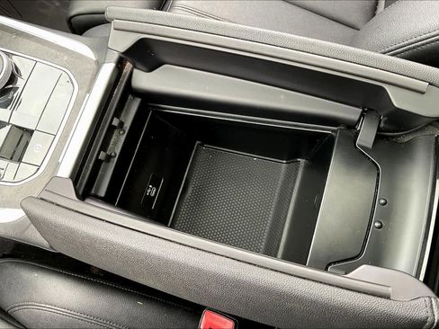 Used 2022 BMW X5 xDrive40i w/ Climate Comfort Package image 37