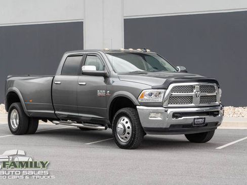 Used 2013 RAM 3500 Laramie AWD/4WD image 12