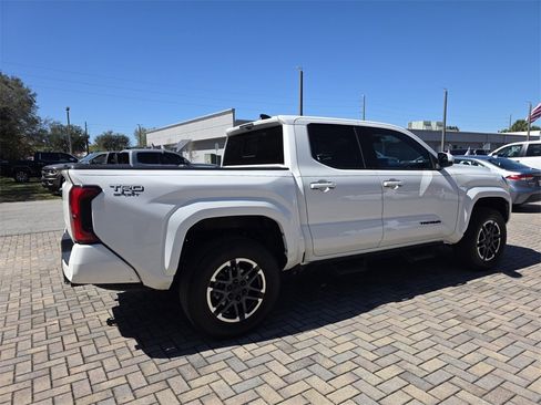 Certified 2024 Toyota Tacoma TRD Sport image 11
