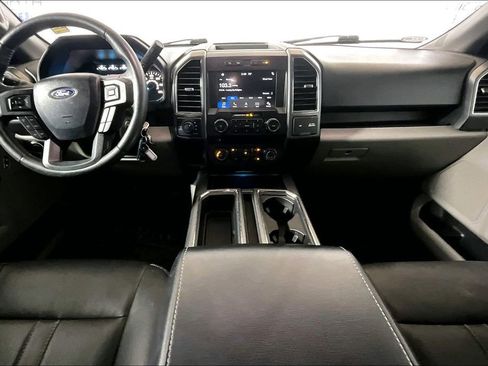 Used 2018 Ford F150 XLT w/ Equipment Group 302A Luxury AWD/4WD image 11