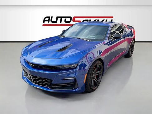 Used 2022 Chevrolet Camaro SS RWD image 3