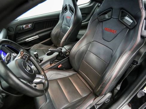 Used 2017 Ford Mustang GT Premium w/ GT Performance Package RWD image 19