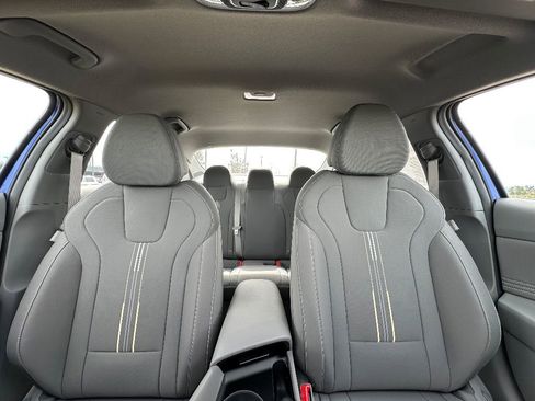 New 2025 Hyundai Elantra Sport image 8