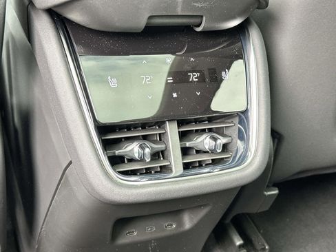 New 2025 Volvo EX90 Plus image 11