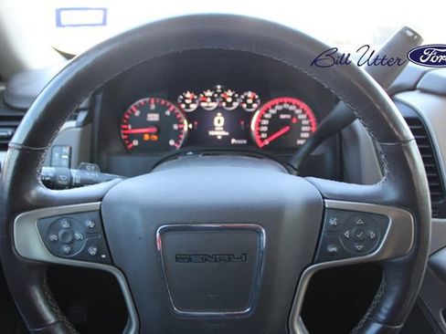 Used 2015 GMC Yukon Denali w/ Touring Package image 10