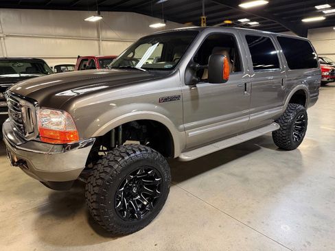Used 2002 Ford Excursion Limited image 12