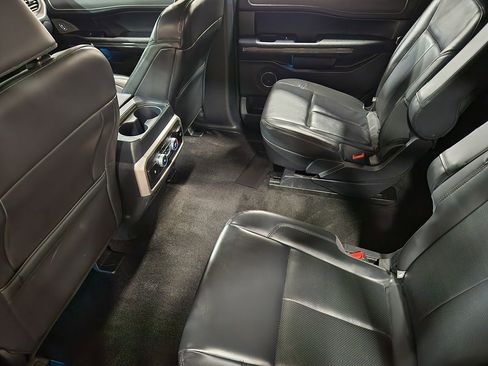 Used 2022 Ford Expedition XLT image 53