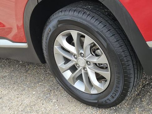 Used 2019 Hyundai Santa Fe SEL w/ Cargo Package FWD image 7