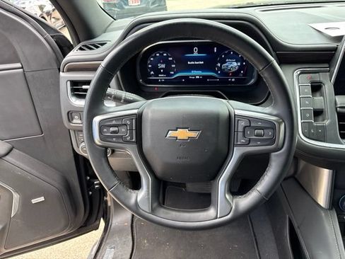 Used 2023 Chevrolet Tahoe LT w/ Luxury Package AWD/4WD image 15