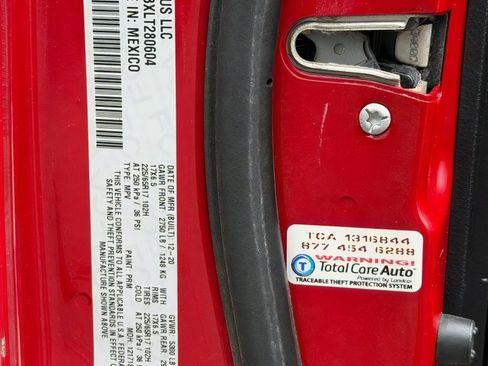 Used 2020 Dodge Journey SE w/ SE Popular Equipment Group FWD image 30