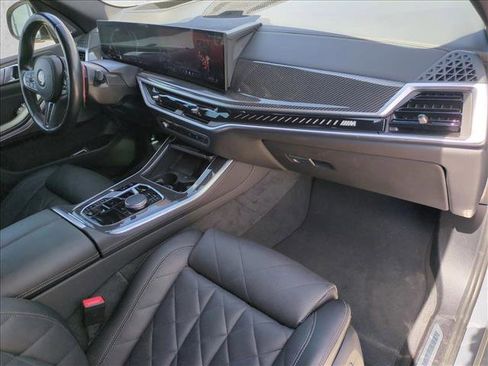 Used 2024 BMW X5 M60i w/ Climate Comfort Package image 17