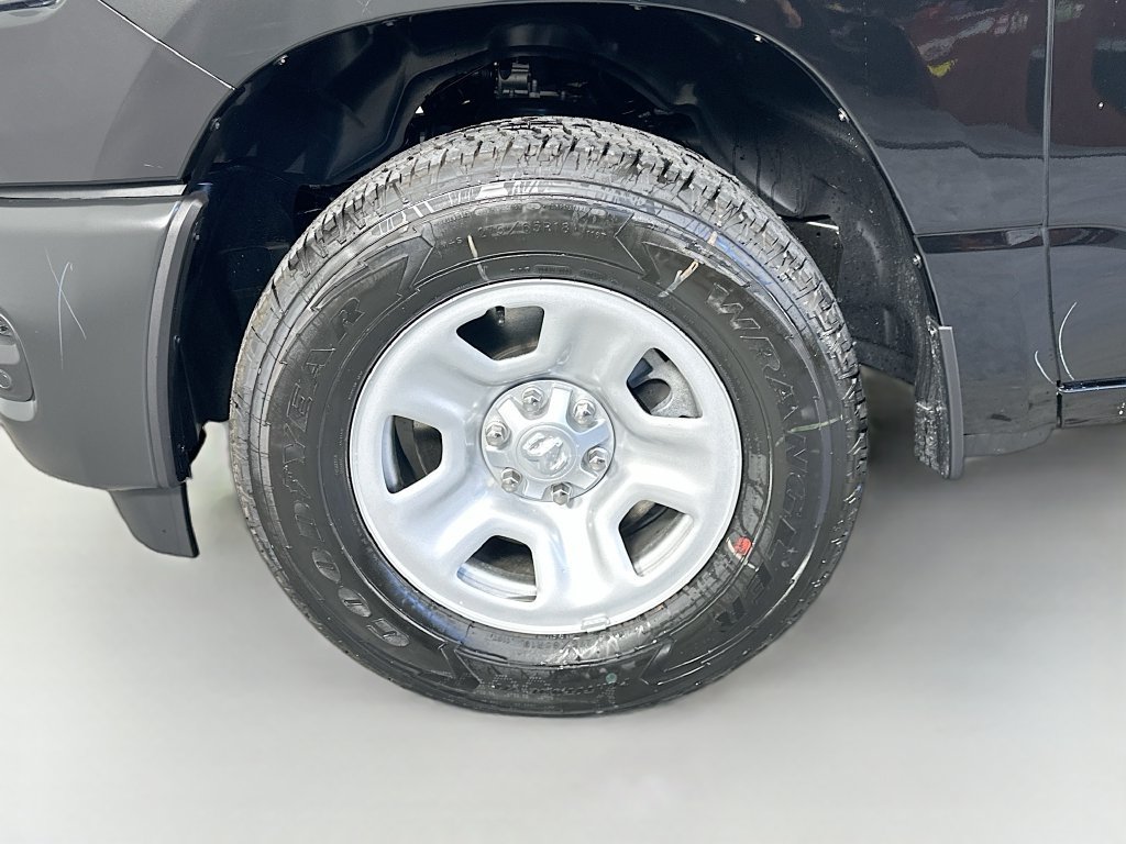 New 2026 RAM 1500 Tradesman AWD/4WD image 17