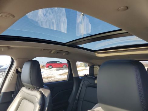 New 2026 Lincoln Corsair Premiere image 11