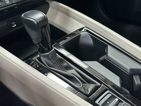 Used 2024 Honda Accord EX-L image 26