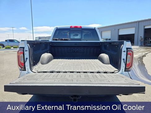 Used 2017 GMC Sierra 1500 SLT AWD/4WD image 35