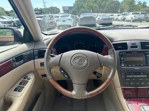 Used 2002 Lexus ES 330 FWD image 14