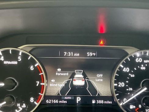 Used 2024 Nissan Rogue S AWD/4WD image 15
