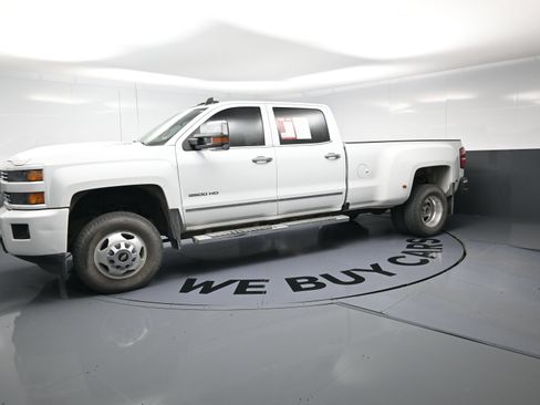 Used 2018 Chevrolet Silverado 3500 LTZ w/ Duramax Plus Package AWD/4WD image 6