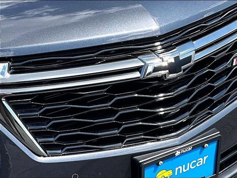 Used 2023 Chevrolet Equinox RS AWD/4WD image 32
