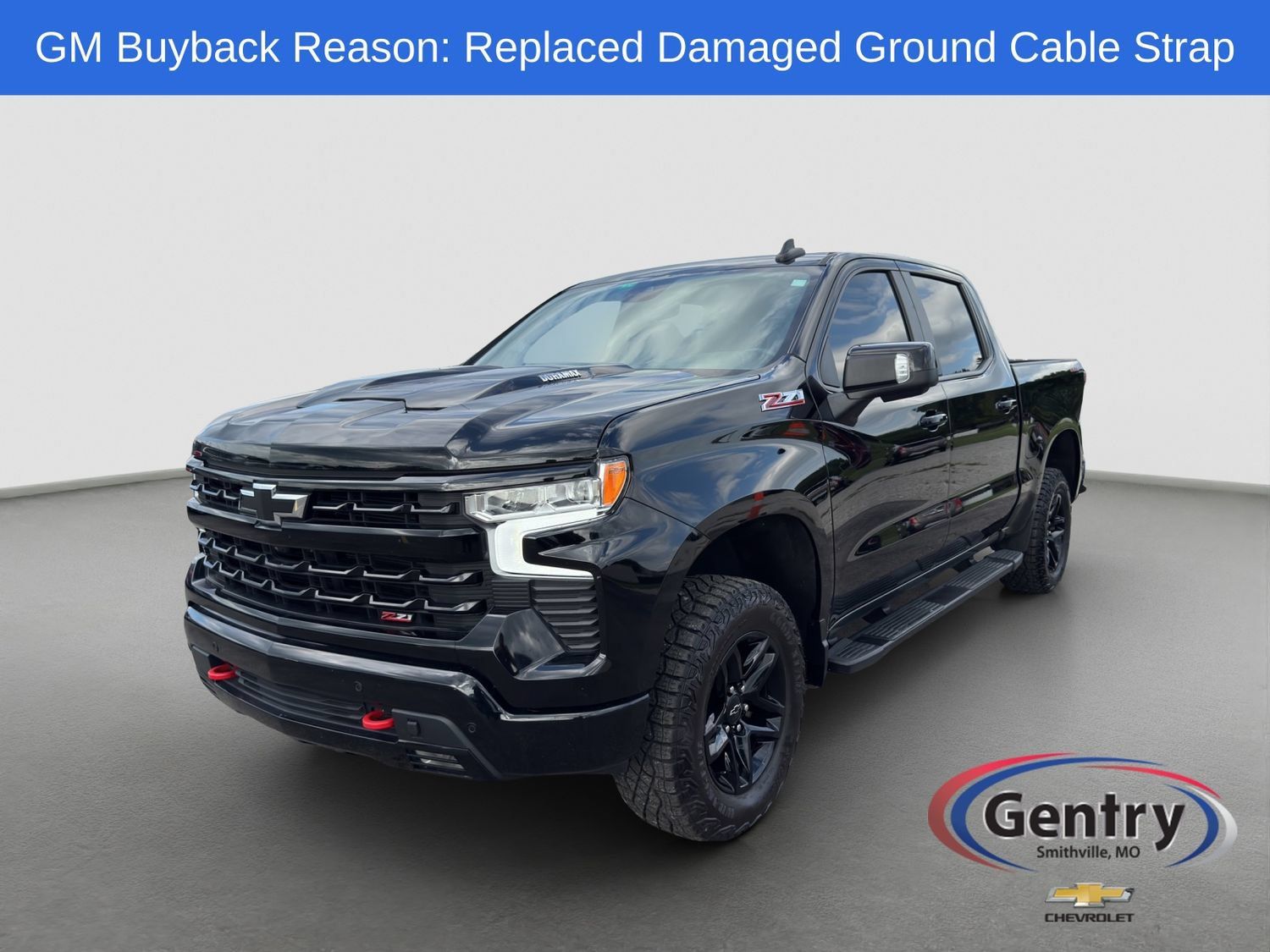 Used 2024 Chevrolet Silverado 1500 LT Trail Boss w/ LT Trail Boss Premium Package AWD/4WD image 1