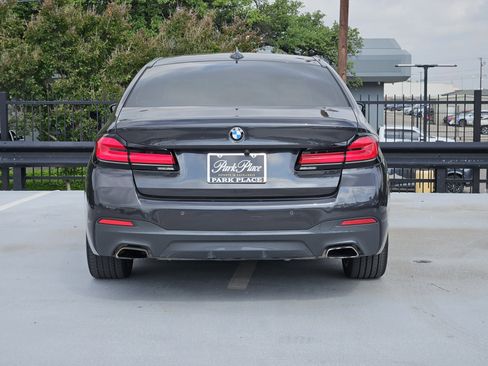 Used 2021 BMW 530i w/ M Sport Package image 8