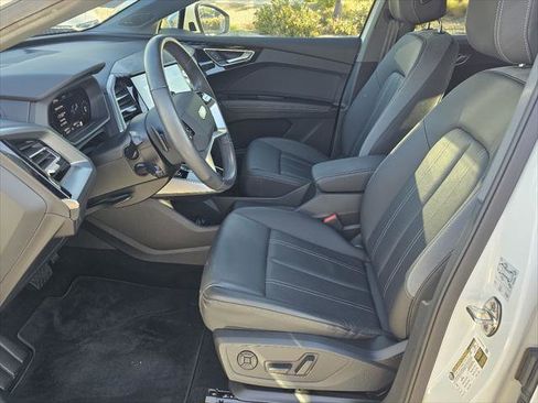 Used 2023 Audi Q4 e-tron Premium Plus w/ Premium Plus RWD image 2