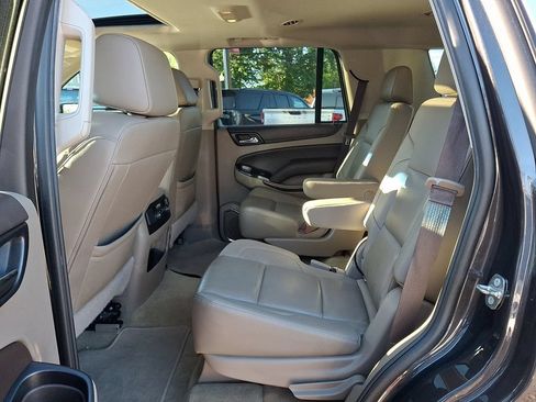 Used 2018 Chevrolet Tahoe LT AWD/4WD image 10