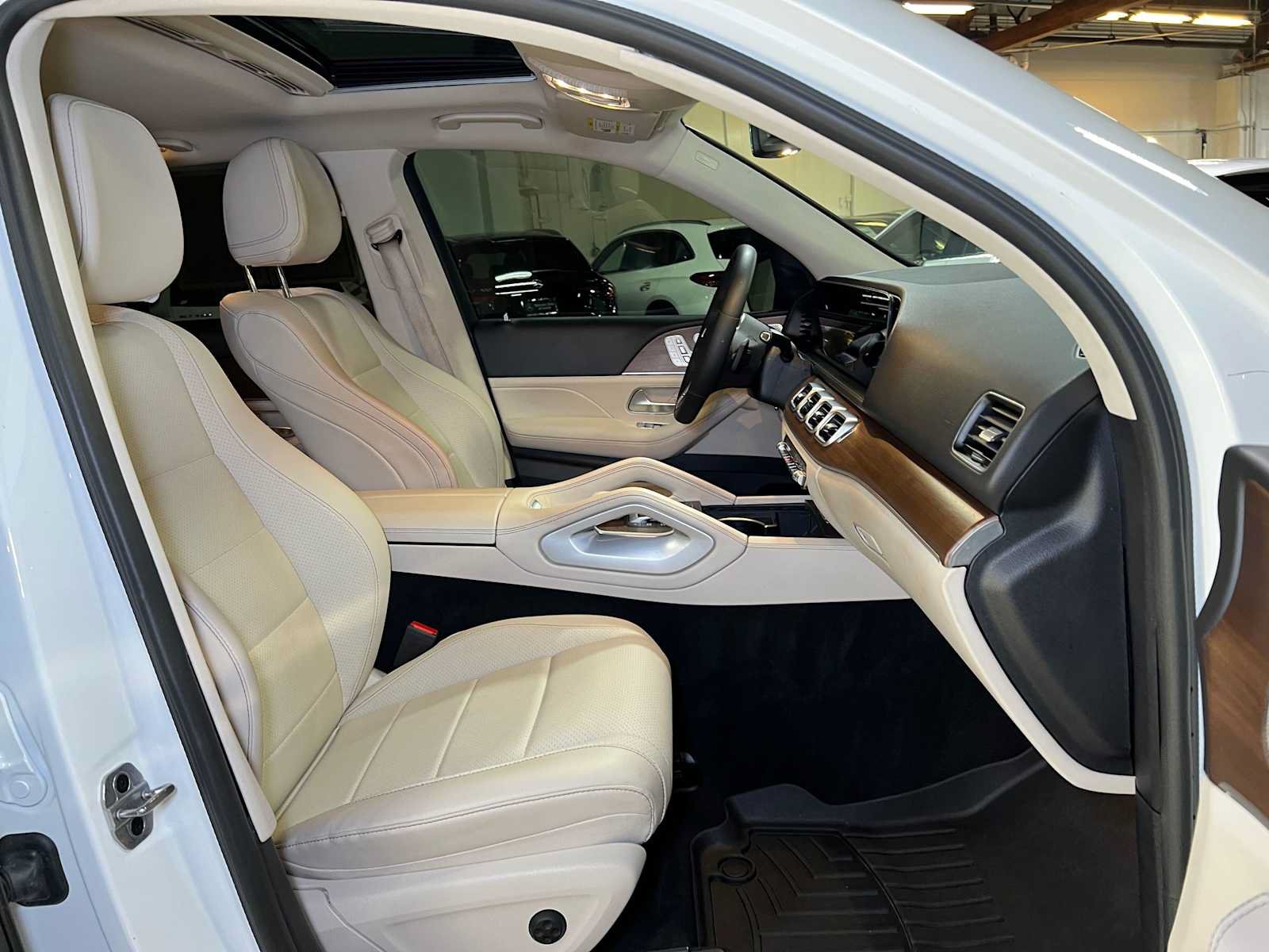 Certified 2022 Mercedes-Benz GLE 350 4MATIC image 12