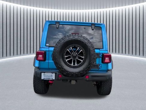Used 2024 Jeep Wrangler Unlimited Rubicon AWD/4WD image 7