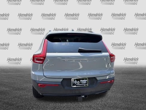 Certified 2024 Volvo XC40 B5 Plus w/ Climate Package AWD/4WD image 9