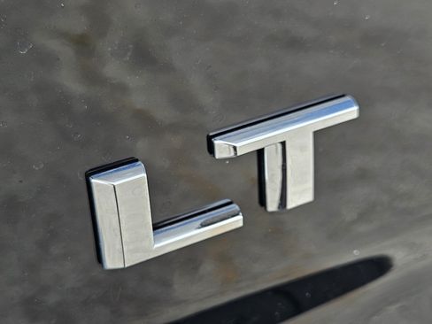 New 2026 Chevrolet Silverado 1500 LT Trail Boss w/ Convenience Package II AWD/4WD image 8