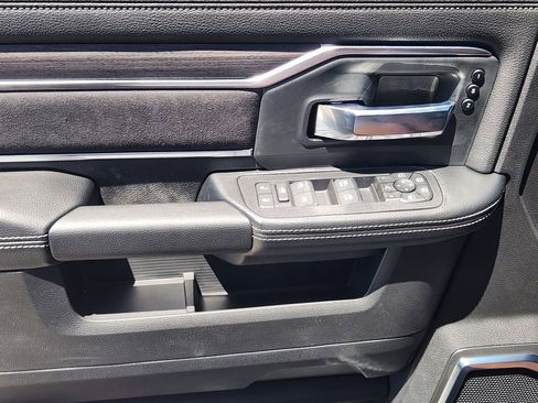 New 2026 RAM 3500 Laramie AWD/4WD image 17