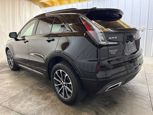 Used 2024 Cadillac XT4 Sport AWD/4WD image 8