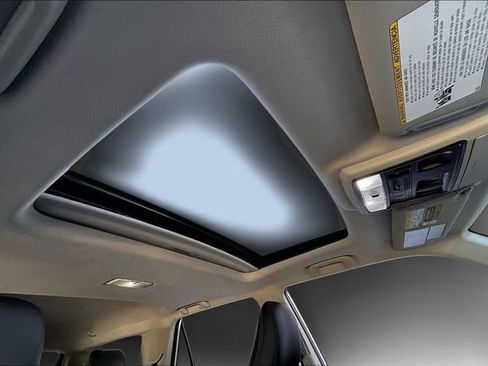 Used 2022 Toyota 4Runner Limited image 19