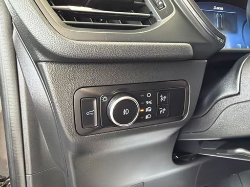 Certified 2024 Ford Escape Platinum AWD/4WD image 28