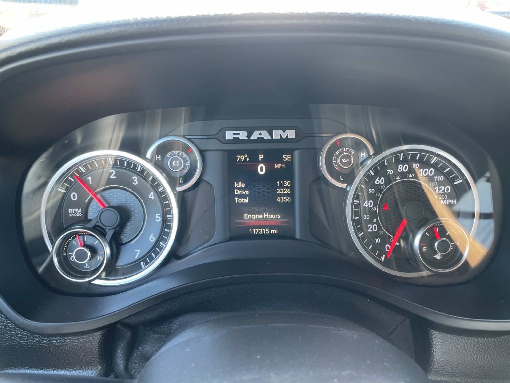Used 2021 RAM 1500 Big Horn AWD/4WD image 50