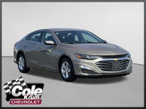 Used 2023 Chevrolet Malibu LT FWD image 1