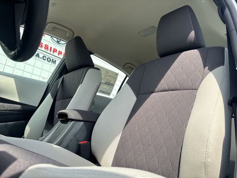 New 2026 Toyota Corolla LE image 10