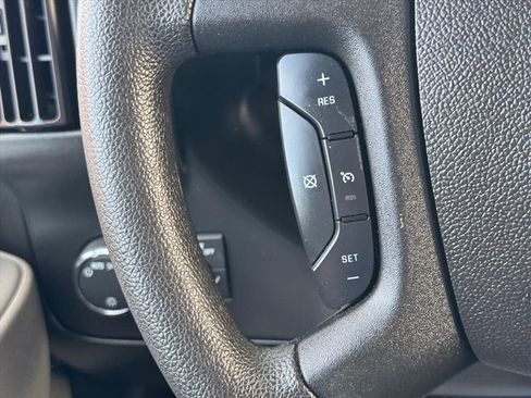Used 2023 Chevrolet Express 2500 w/ Driver Convenience Package RWD image 16
