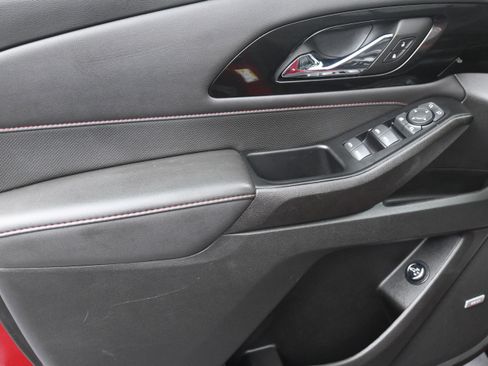 Used 2023 Chevrolet Traverse RS w/ LPO, Floor Liner Package AWD/4WD image 12