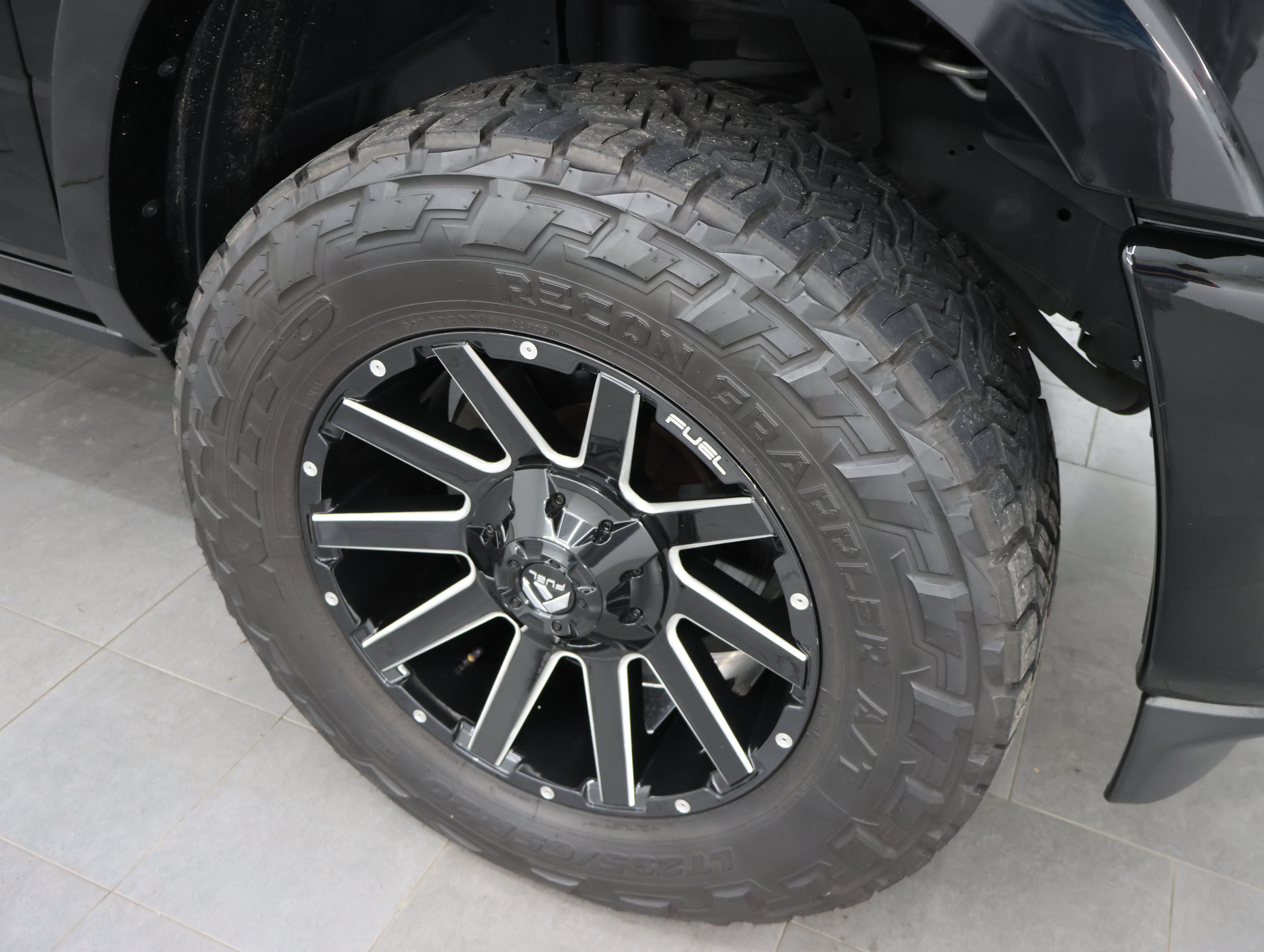 Used 2019 RAM 3500 Limited AWD/4WD image 3