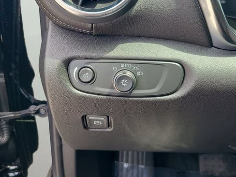 New 2026 Chevrolet Blazer LT w/ Convenience Package FWD image 25