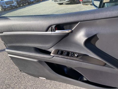 Used 2023 Toyota Camry XSE image 17