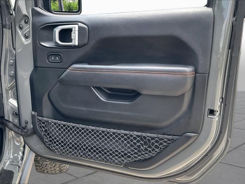 Used 2020 Jeep Gladiator Mojave AWD/4WD image 23
