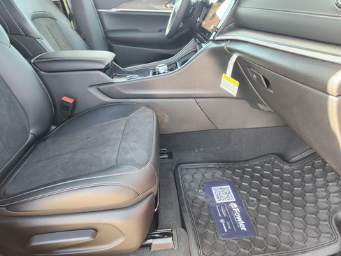 New 2026 Jeep Grand Cherokee Altitude RWD image 11